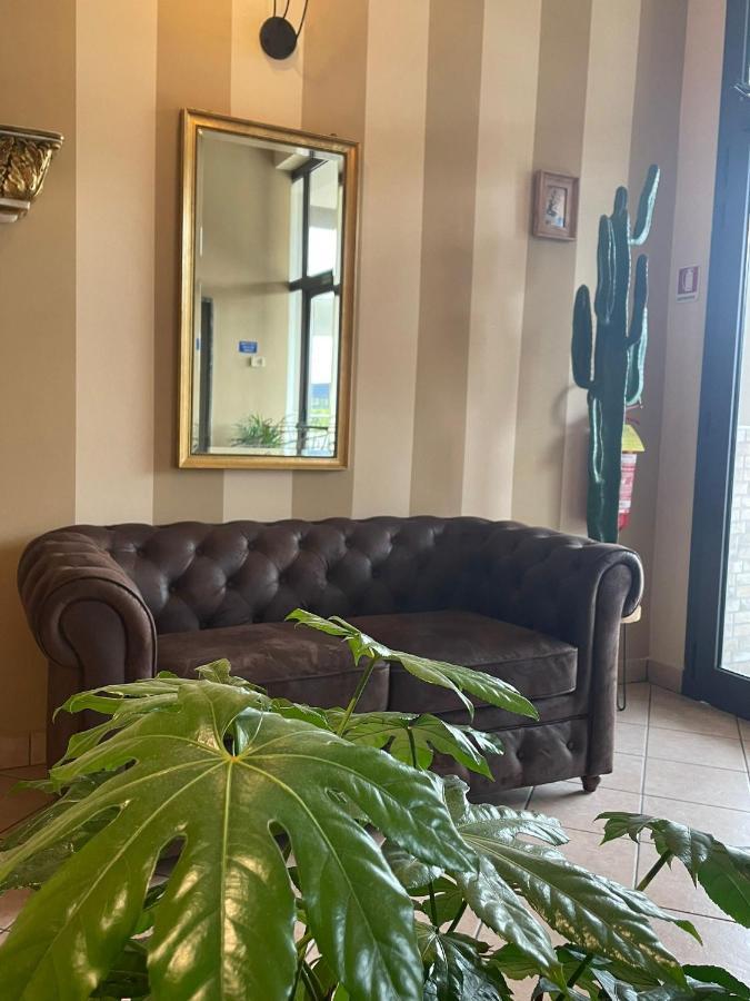 Hotel Arda Fiorenzuola Fiorenzuola dʼArda Exterior foto